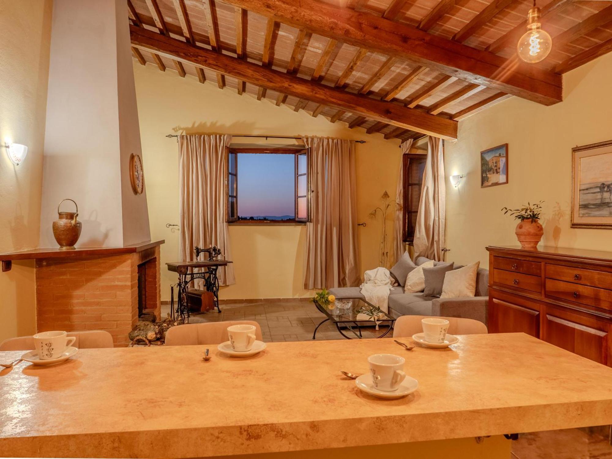 Agriturismo Pascianella Appartamento Bel Tramonto Castelmuzio Dış mekan fotoğraf